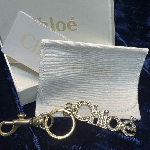 Chloe Key Chain Bag Charm full inclusion with a COA - Picture 1 of 4